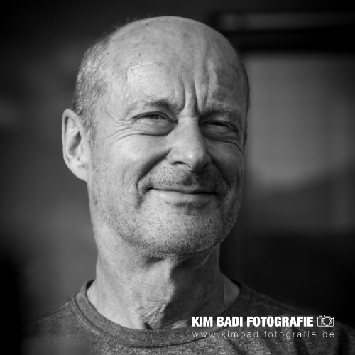 Kim Badi - Portraitfotografie - schwarz weiß